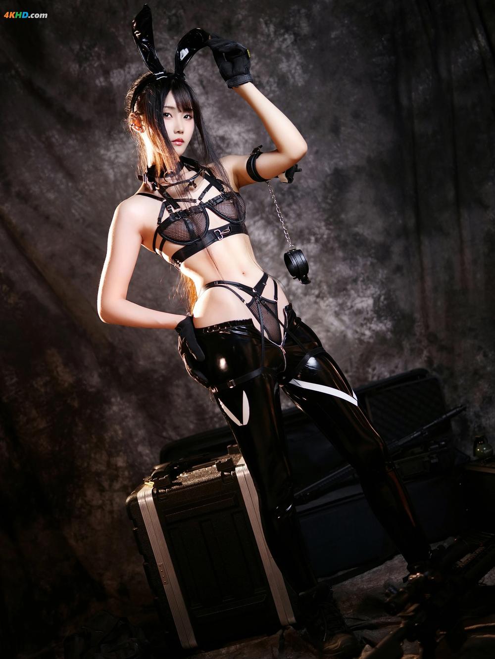 《曉美媽 – Game Over[102MB-51photos]》图集预览