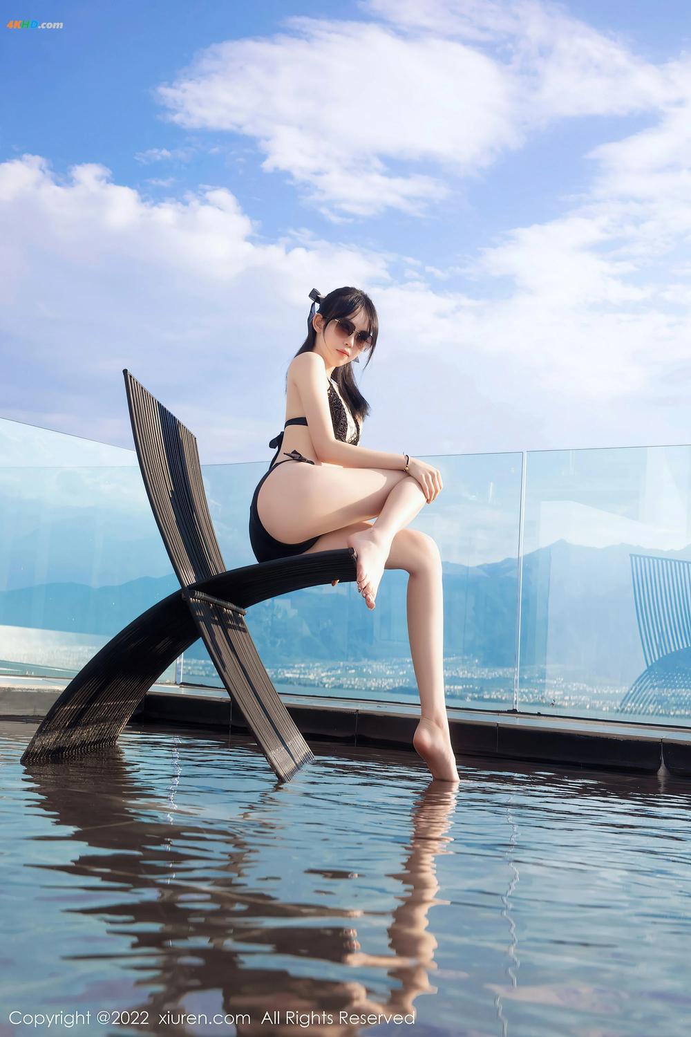 《XIUREN No.5422 奶瓶[336MB-76photos]》图集预览