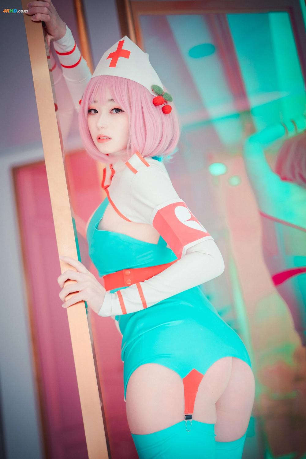 《Bambi__Cling to Latex[294MB-46photos]》图集预览