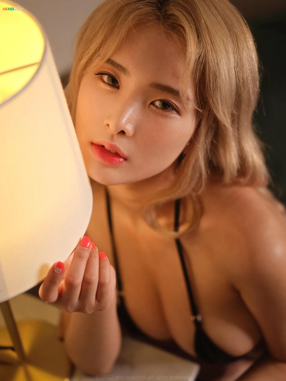 《[ArtGravia] VOL387 Hyoyeon[207MB-88photos]》图集预览
