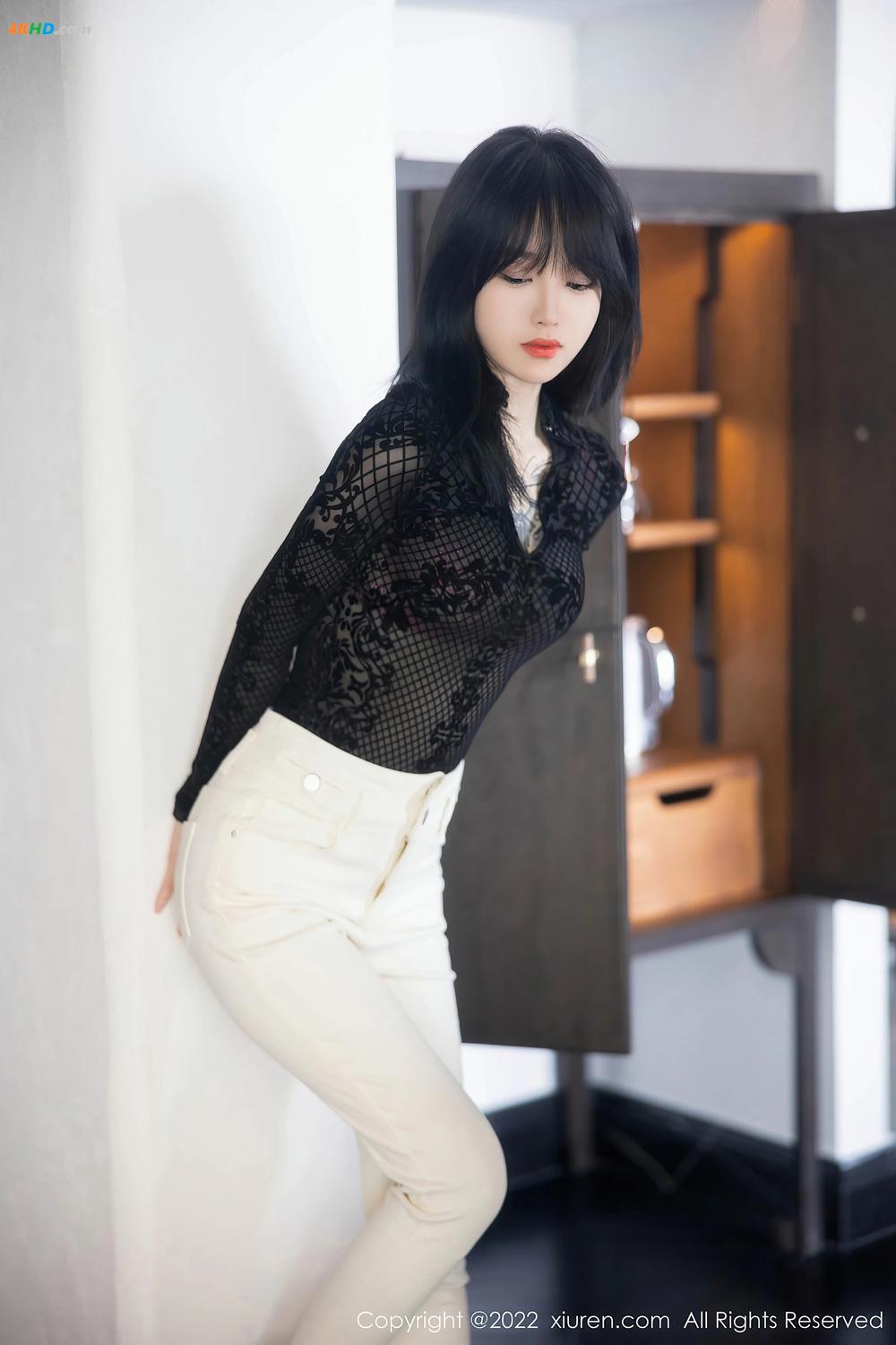 《XIUREN No.5386 奶瓶(444MB)(99photos)》图集预览