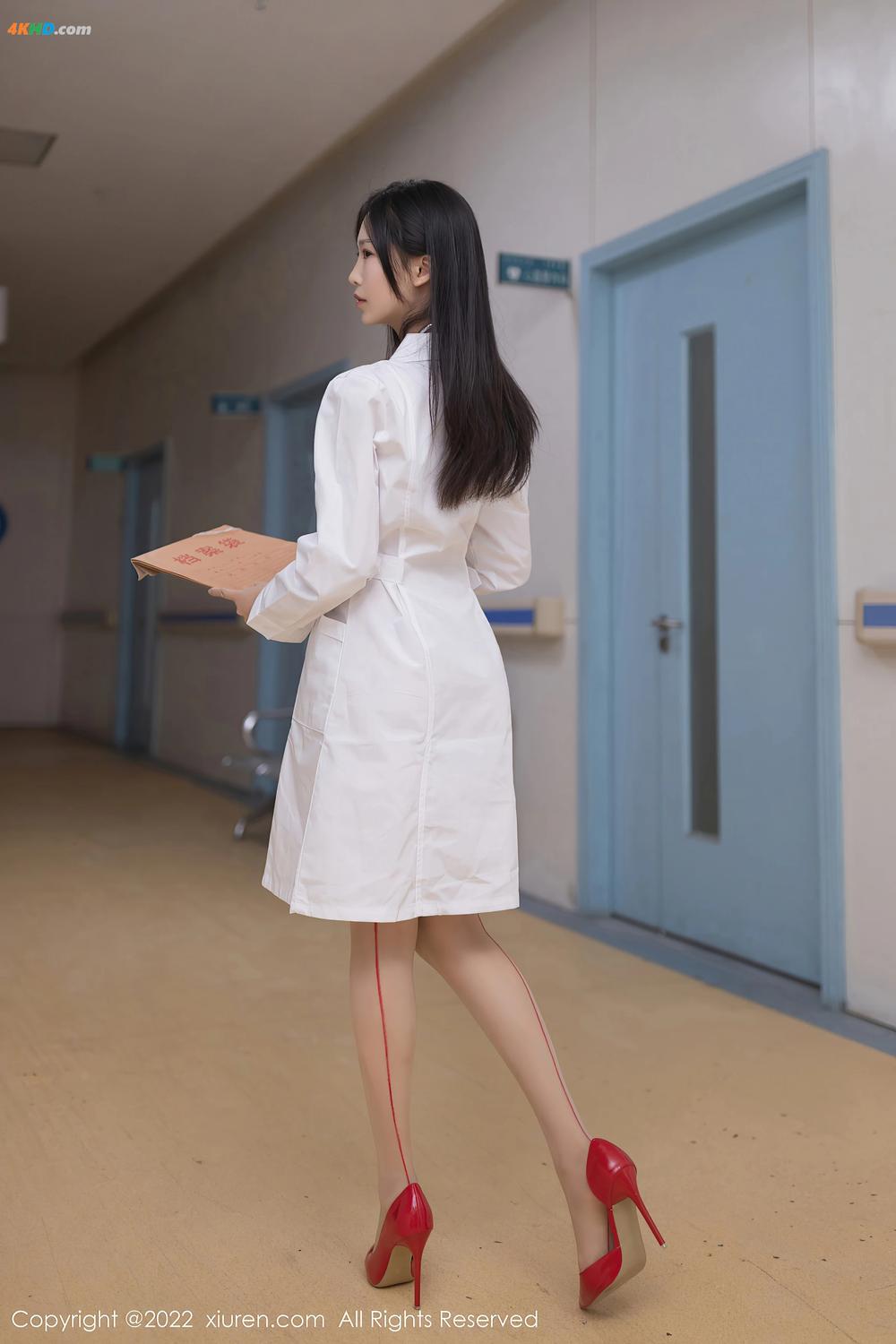《XIUREN No.5267 利世(305MB)(36photos)》图集预览