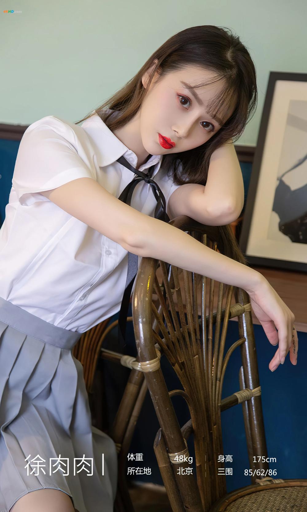 《UGIRLS – Ai You Wu App No.2381 Xu Rou Rou (徐肉肉)(96MB)(35photos)》图集预览