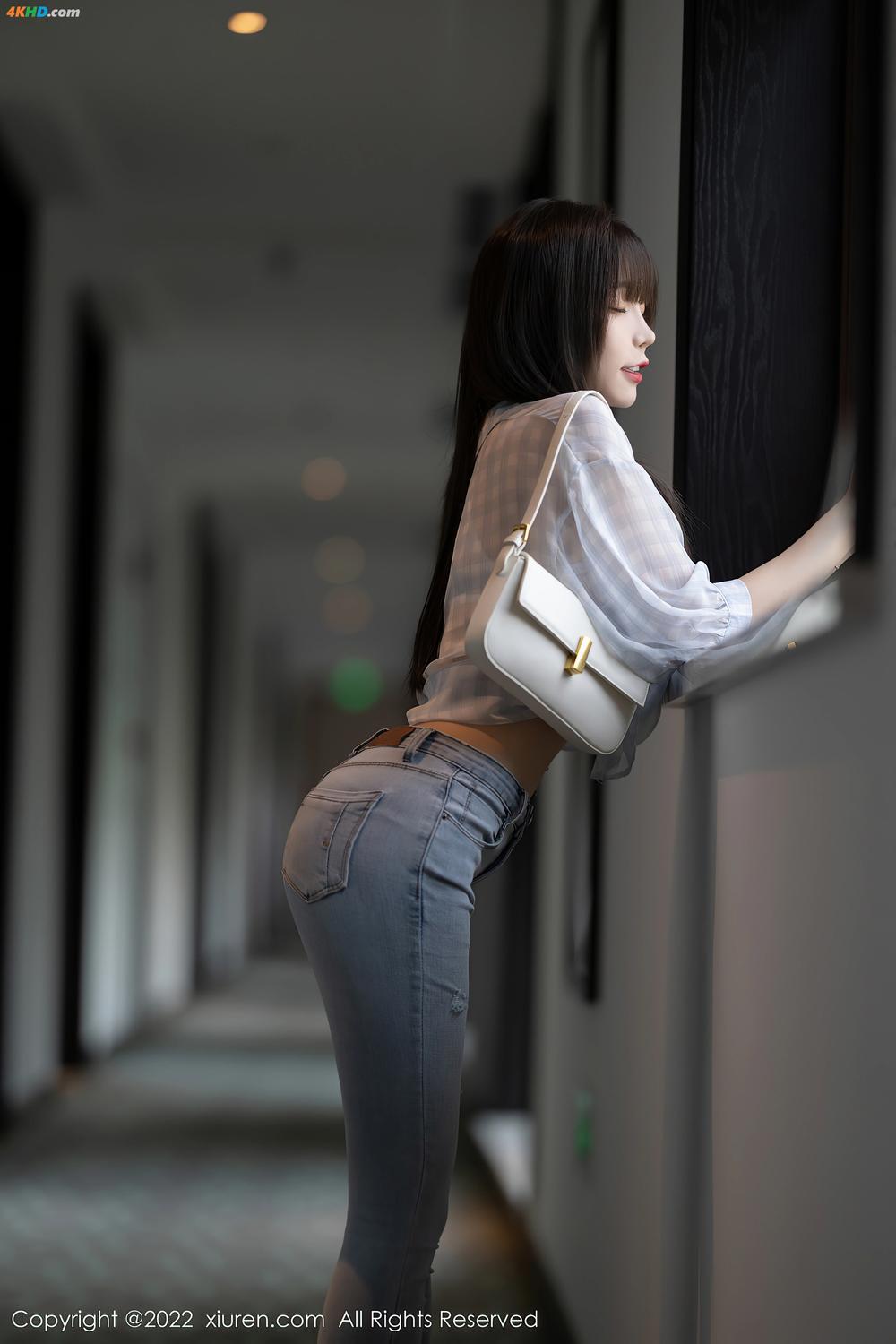 《XIUREN No.4976 Booty – Zhizhi (芝芝)(394MB)(111photos)》图集预览