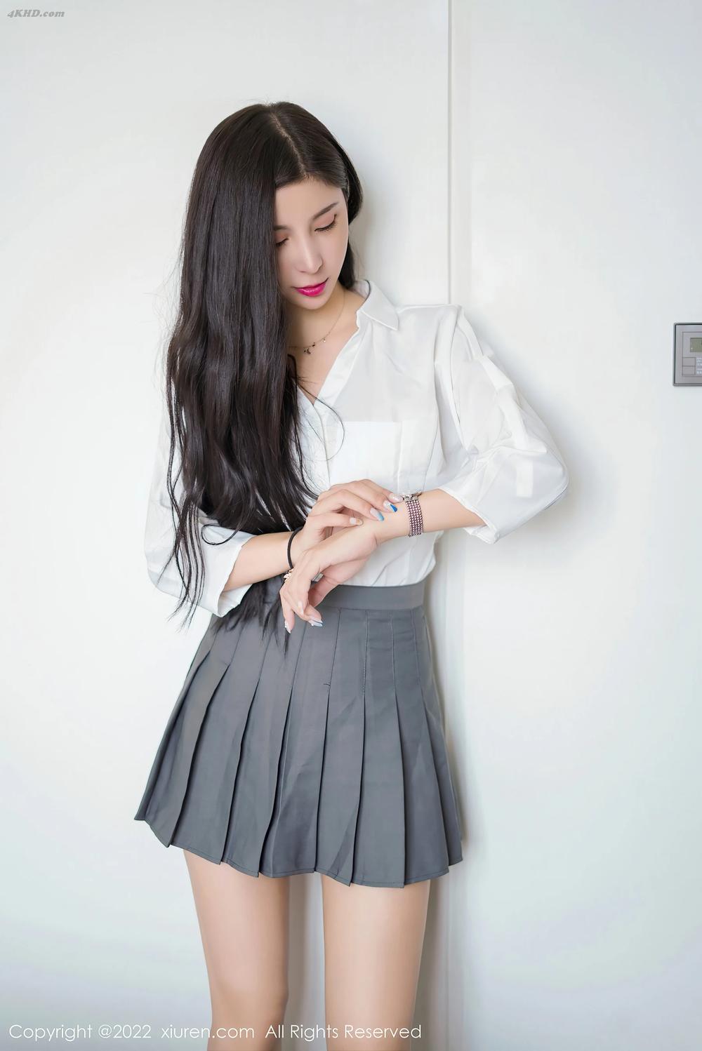 《XIUREN No.4918 小蛮妖Yummy(215MB)(53photos)》图集预览