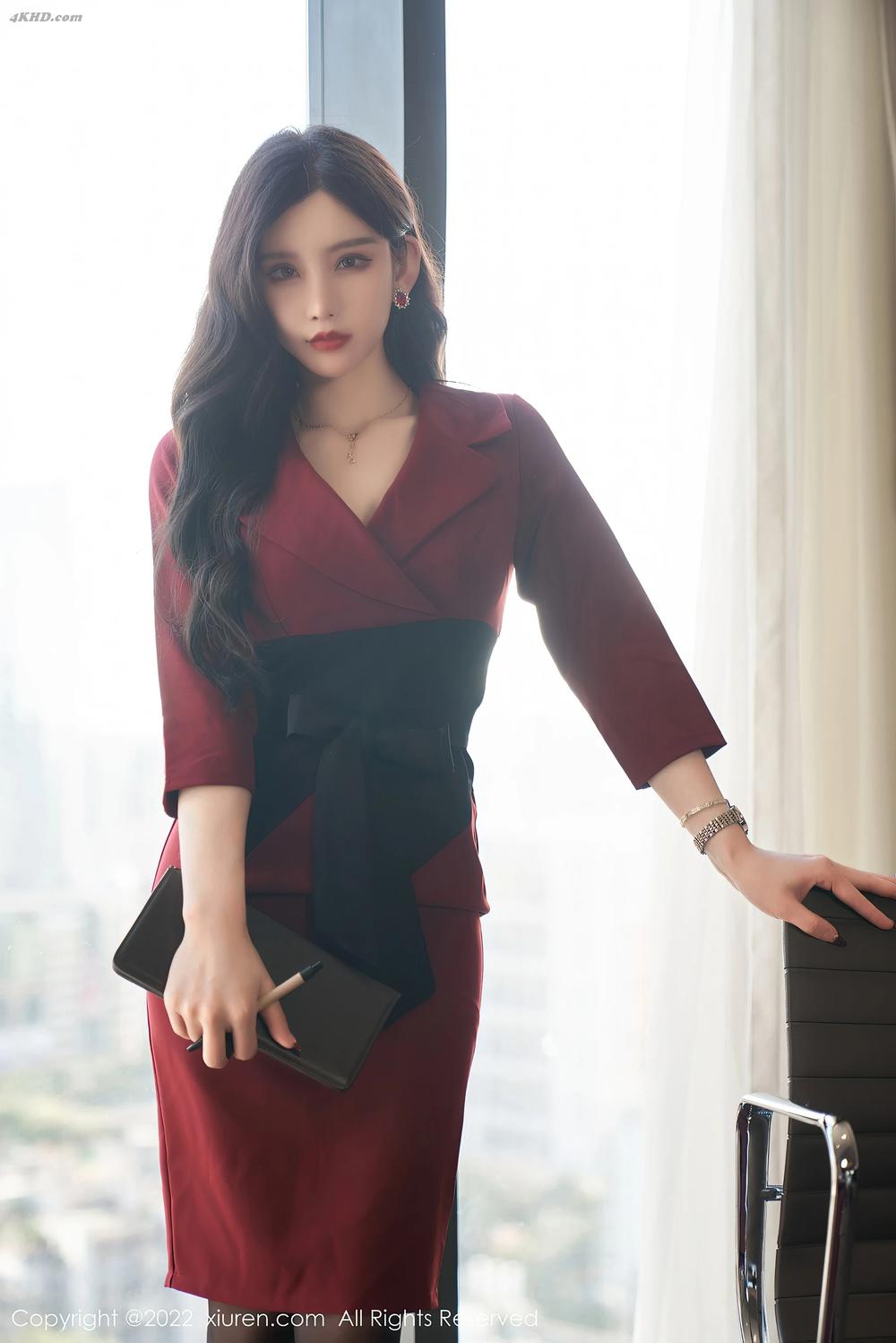 《XIUREN No.4877 Zhou Yuxi (周于希Sally)(354MB)(77photos)》图集预览