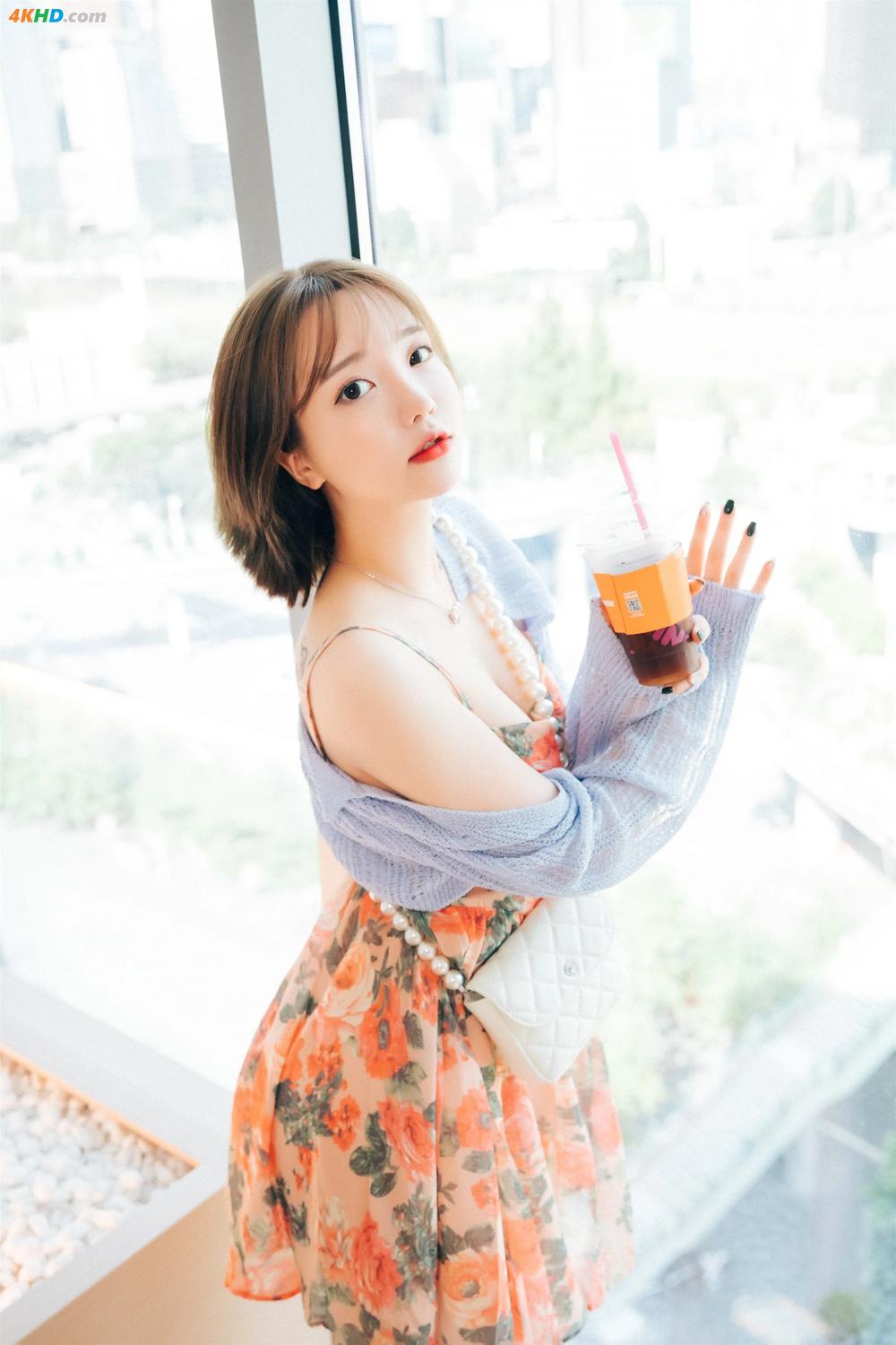 《[Loozy] Son Ye-Eun (손예은) – Lover in Hotel(389MB)(132P)》图集预览
