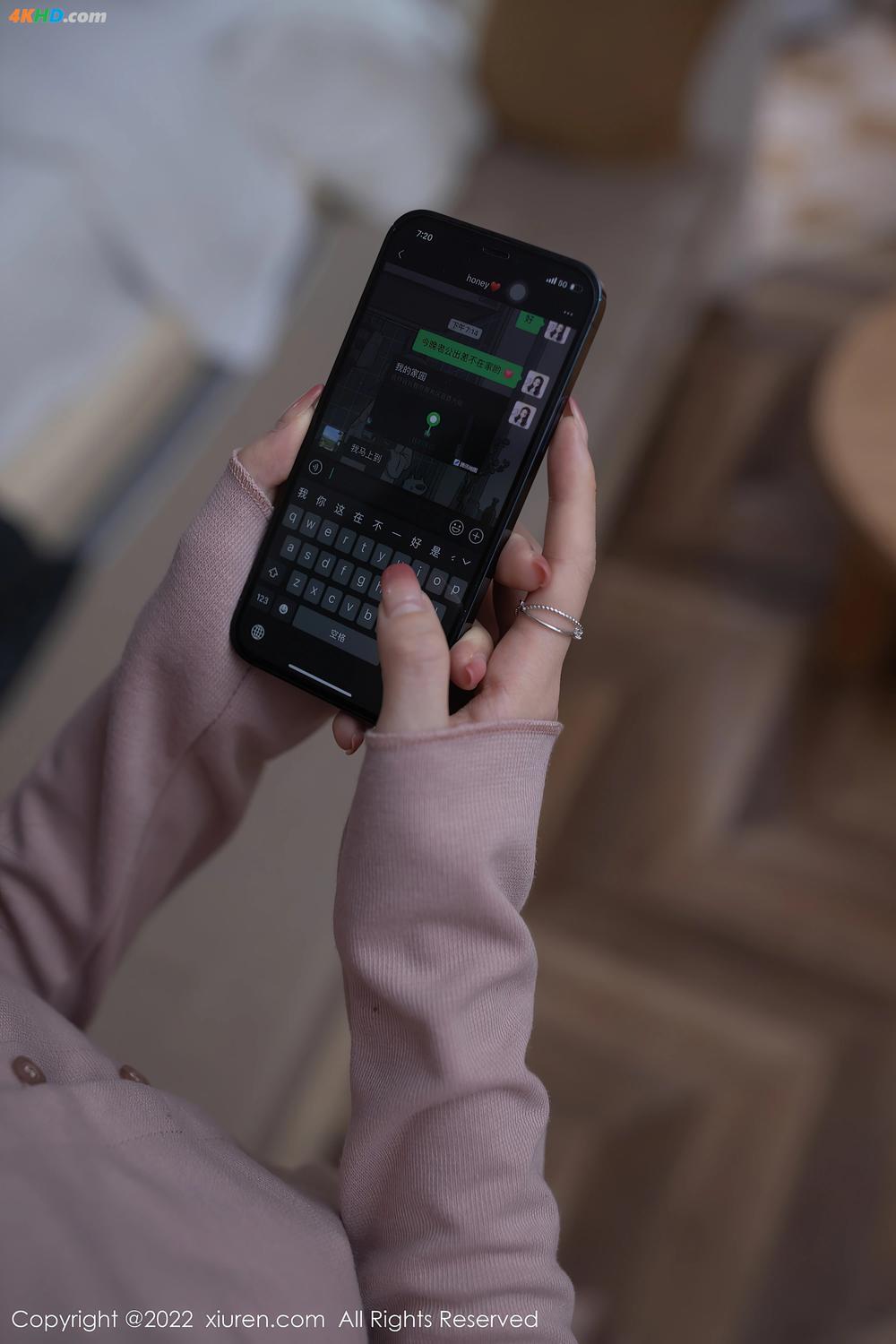 《XIUREN No.4739 鱼子酱Fish(49P)》图集预览