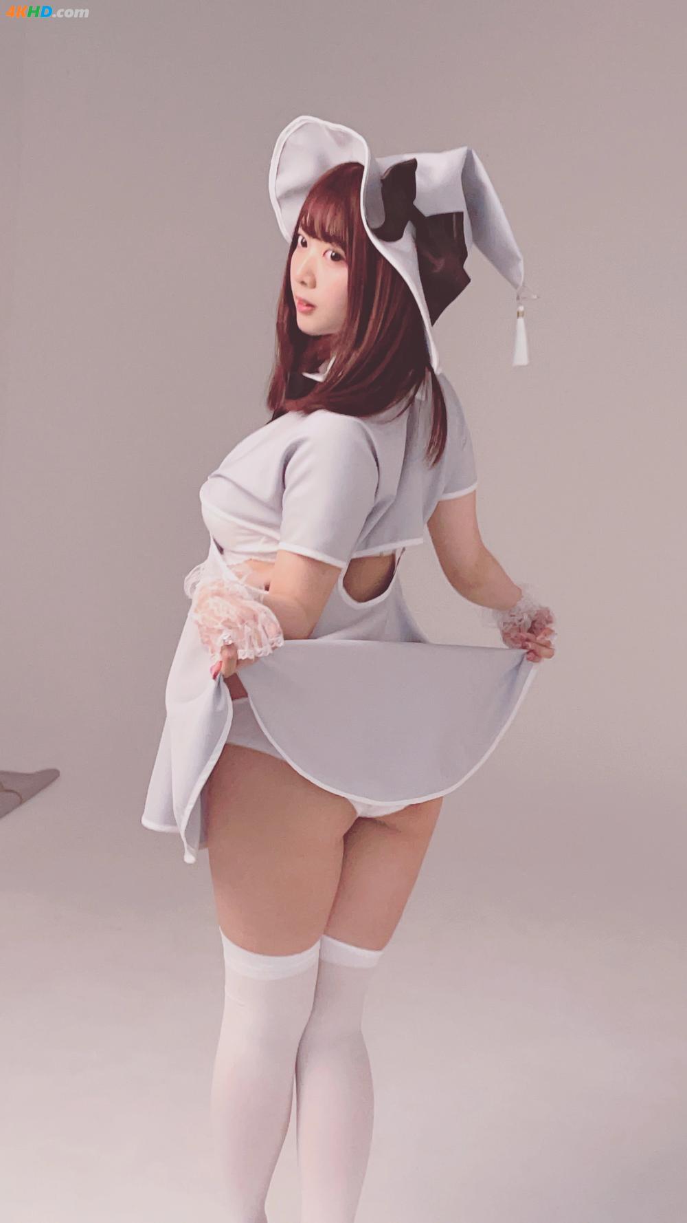 《[Fantia] Tomiko (とみこ) – FLASHスペシャル⭐️脇撮り写真(25P)》图集预览