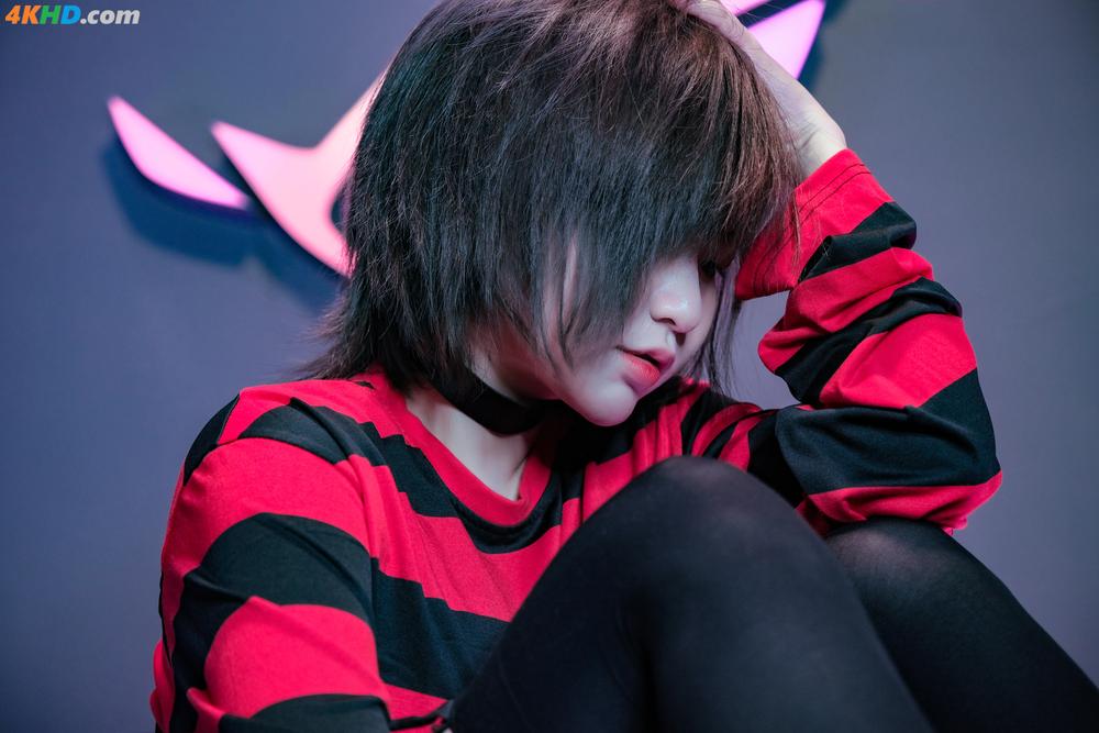 《Coser@Potato Godzilla – Emo Girlfriend(23P)》图集预览