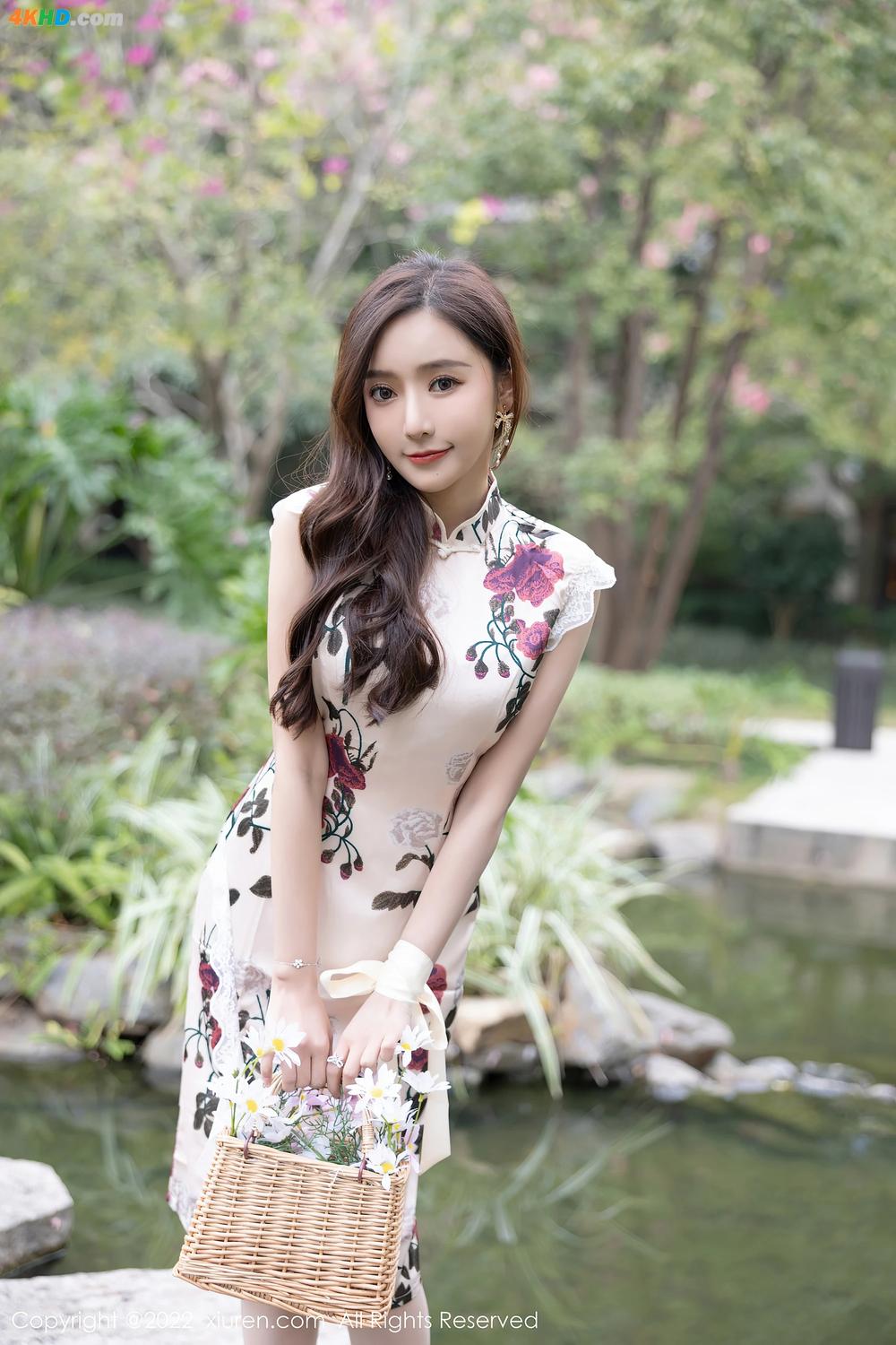 《XIUREN No.4688 Yanni – Wang Xin Yao (王馨瑶)(72P)》图集预览