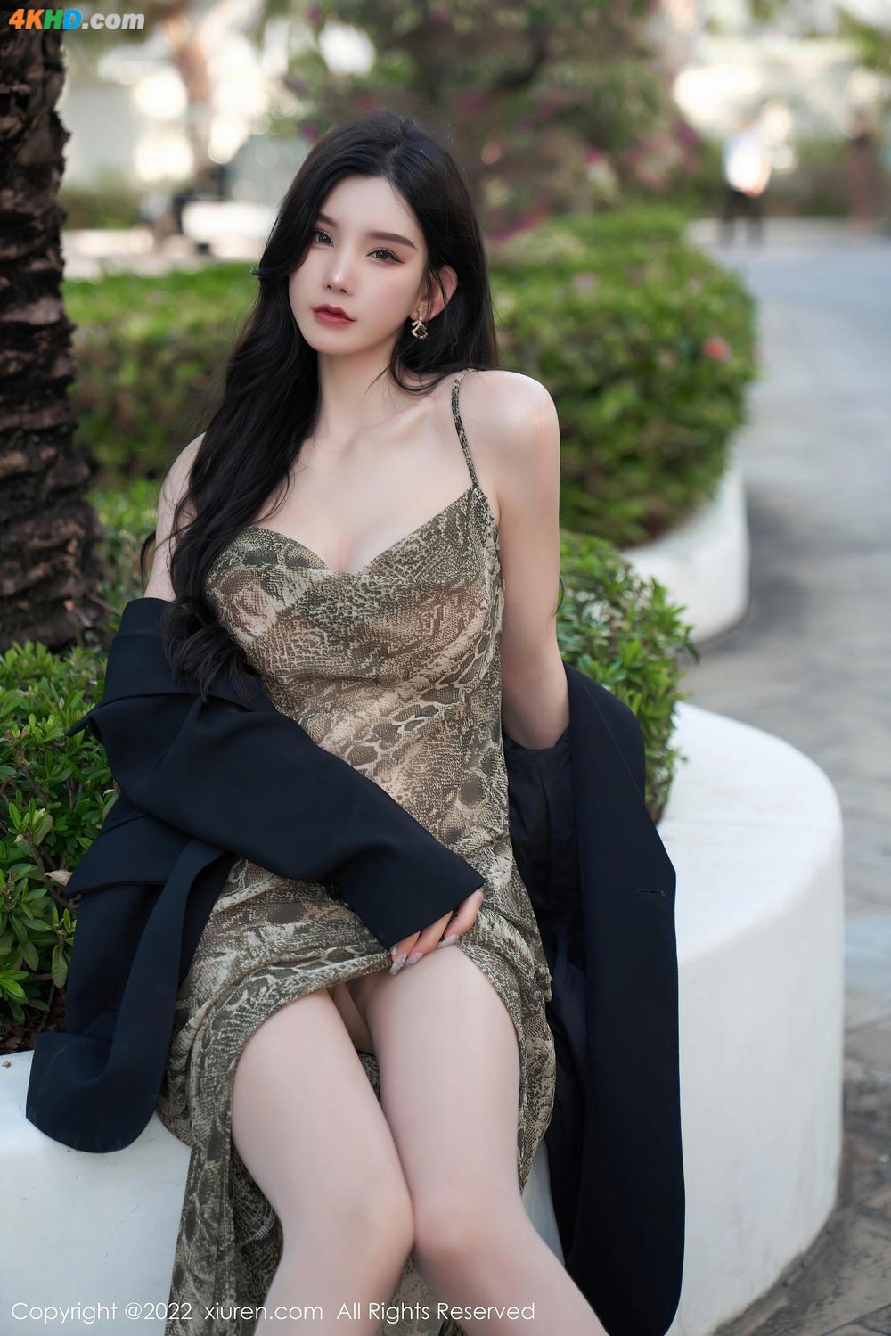 《XIUREN No.4676 Zhou Yuxi (周于希Sally)(64P)》图集预览