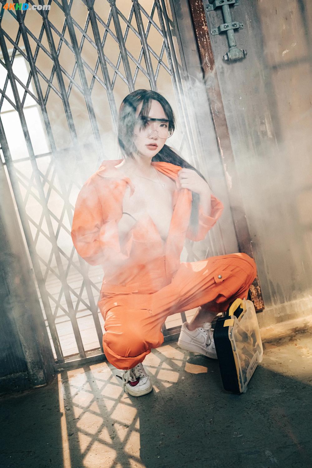 《[Loozy] Son Ye-Eun  – Where Are My Tools( 86 P)》图集预览