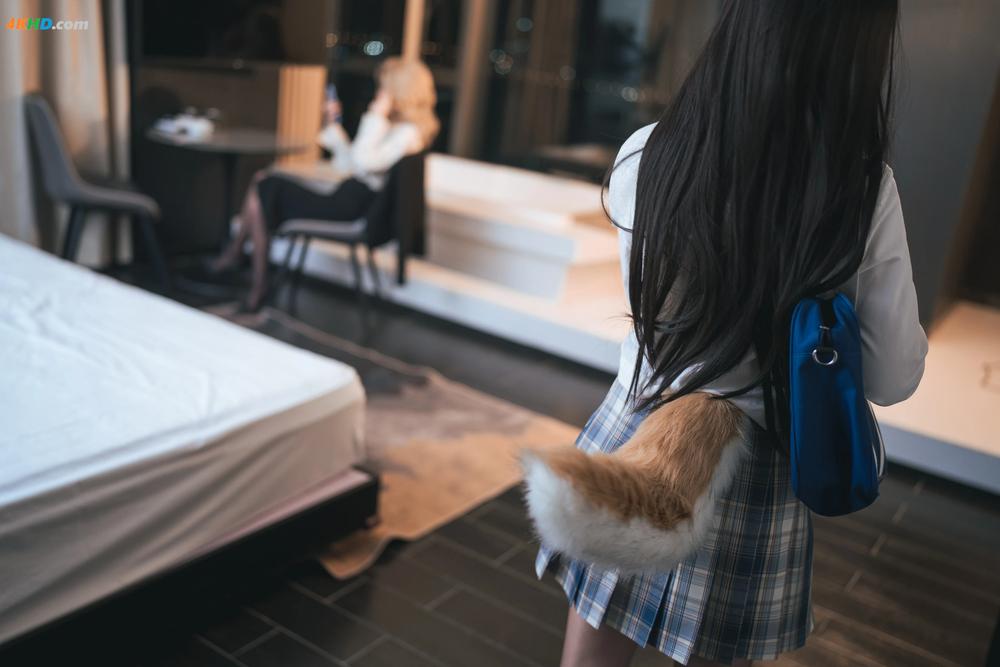 《面饼仙儿 No.119 rioko凉凉子-女上司-双人版[482MB-41photos]》图集预览