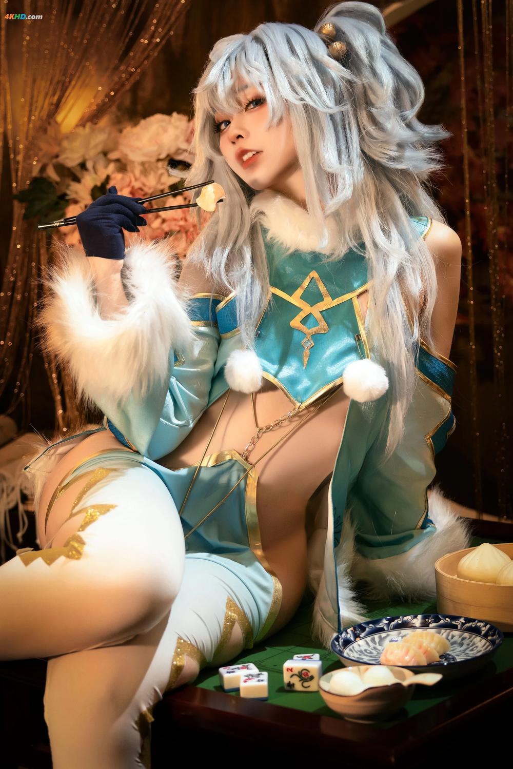 《G44不会受伤 – 芙洛伦春节[345MB-30photos]》图集预览