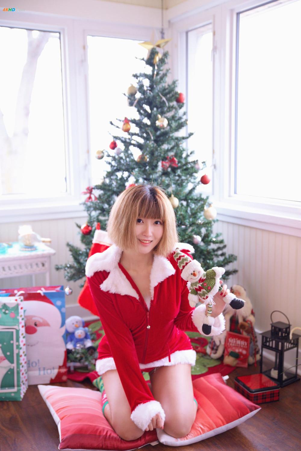 《MisswarmJ – Free New Year Set[82MB-25photos]》图集预览