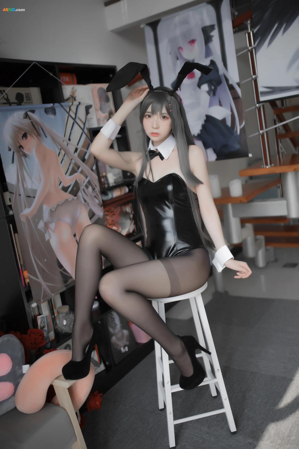 《疯猫ss – 麻衣学姐[112MB-14photos]》图集预览