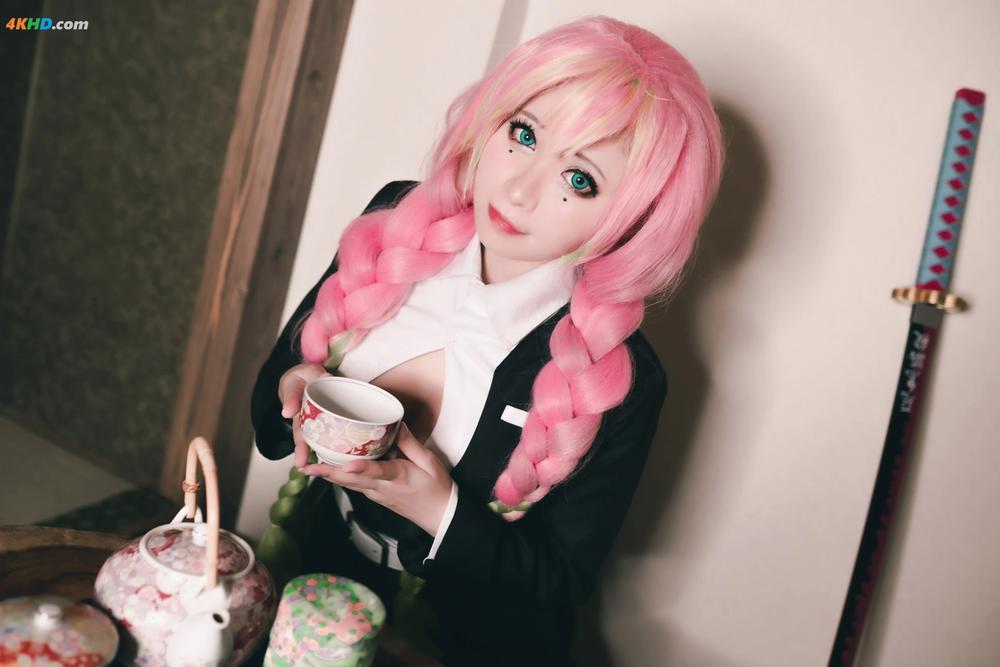 《MeenFox – Mitsuri Kanroji (Onsen Version 18+)[188MB-36photos]》图集预览