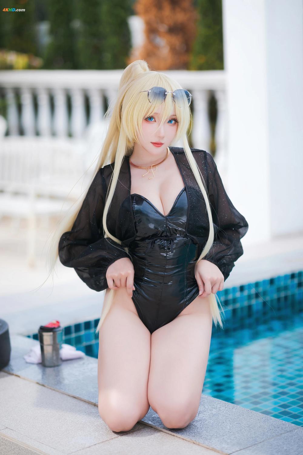 《瓜希酱 – 俾斯麦 泳装[38MB-20photos]》图集预览