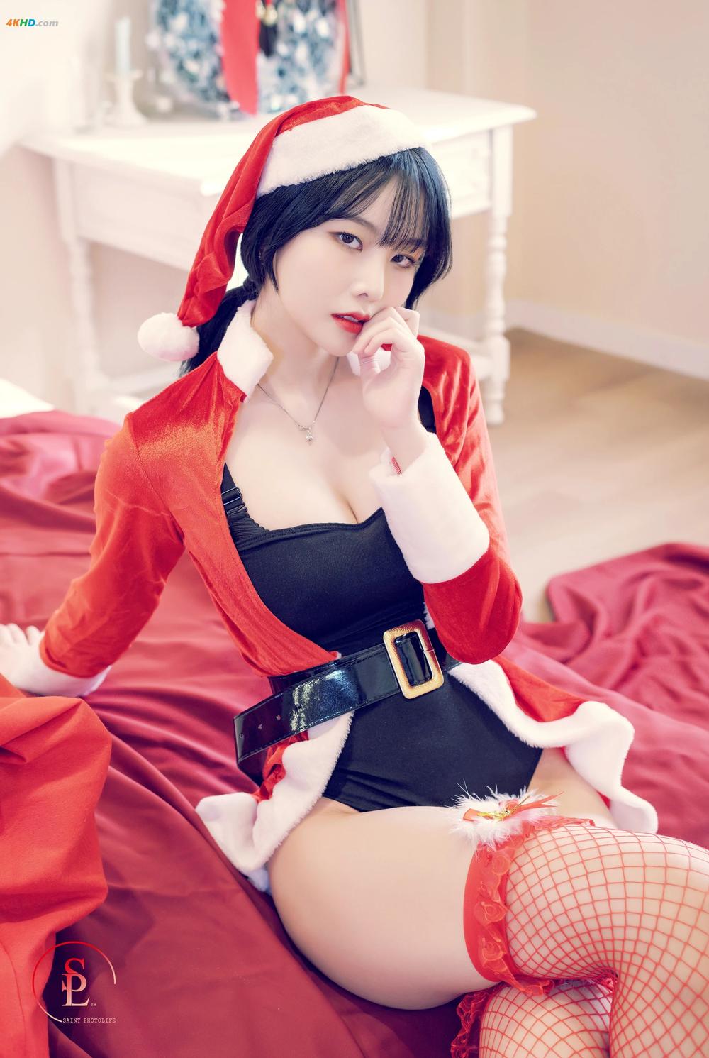 《SAINT Photolife – Yuna (유나) – Vol.24 Merry Yuna’s Xmas[402MB-65photos]》图集预览
