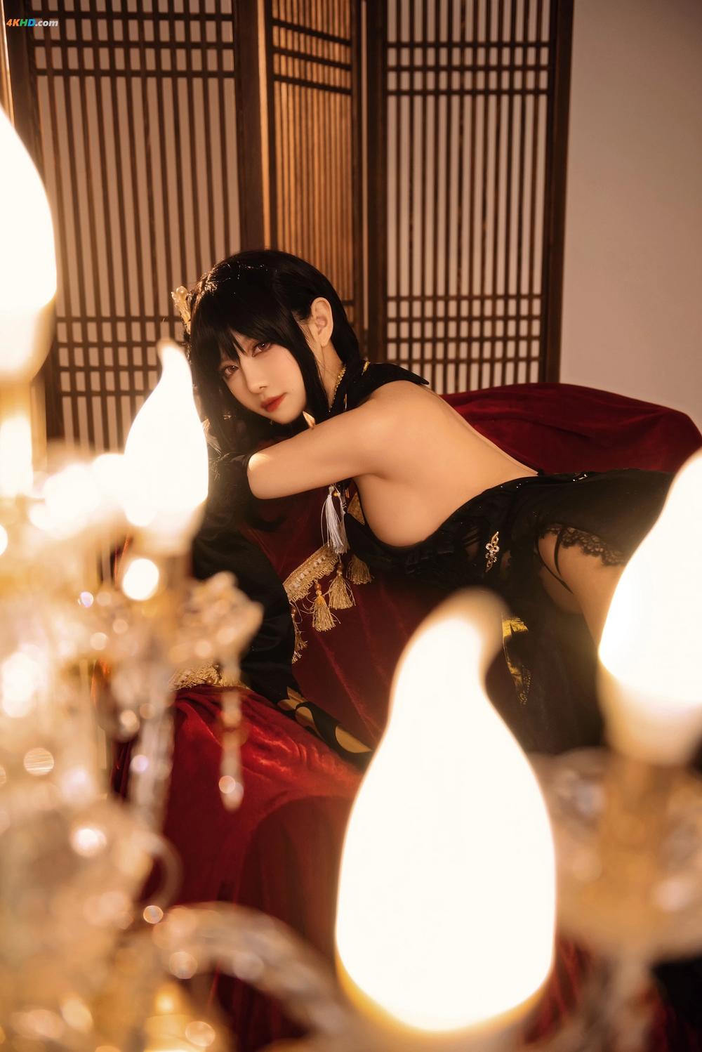 《Shika小鹿鹿 – 碧蓝航线镇海 奇奢花苑[134MB-28photos]》图集预览