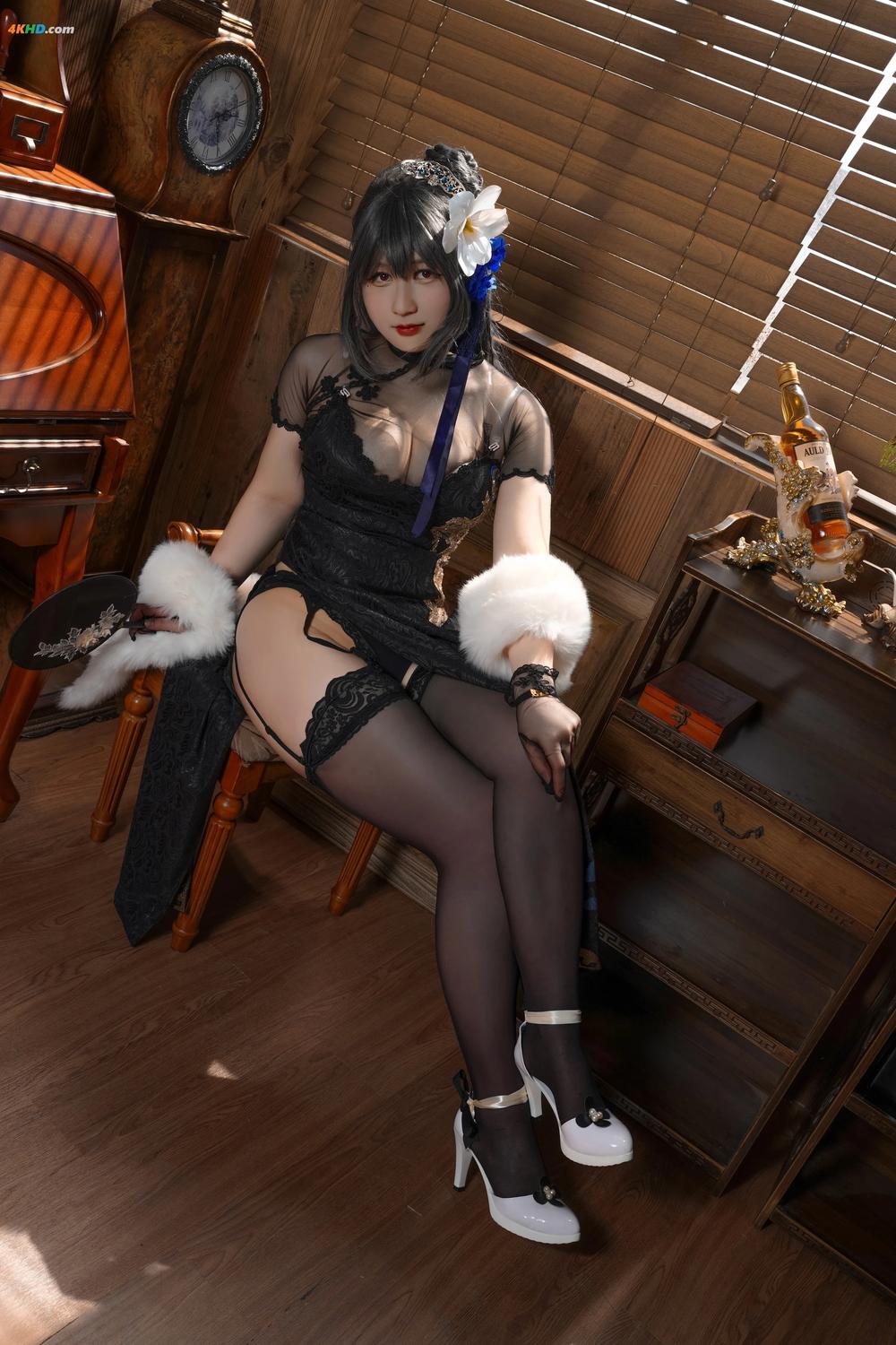 《Zyra秋 – 路易九世旗袍[425MB-25photos]》图集预览