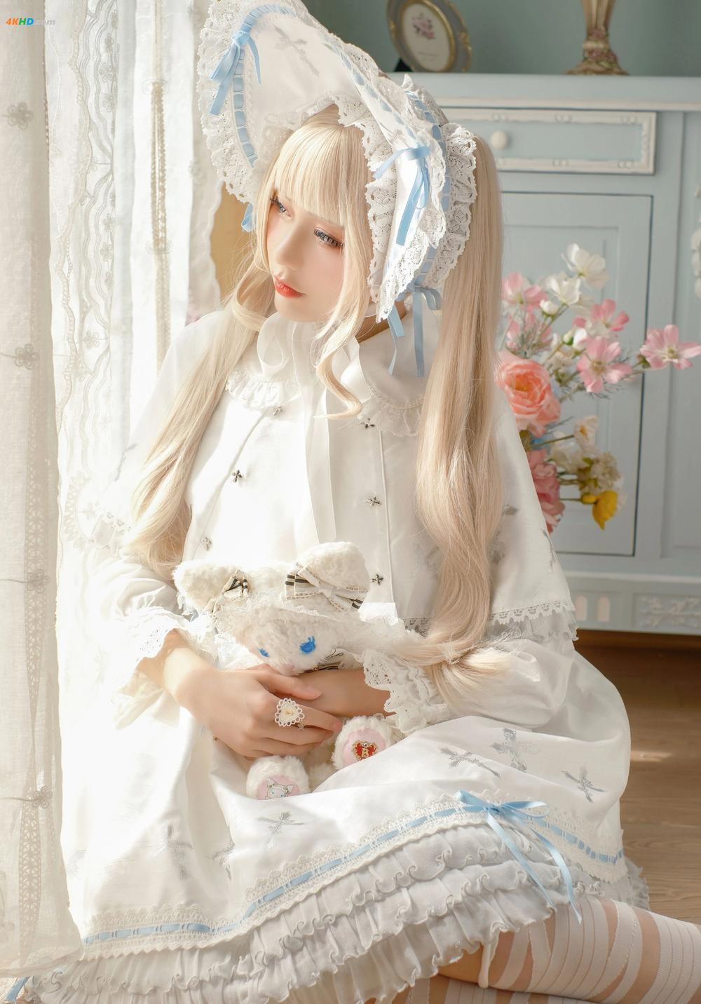 《彩芸_Nebula – BABY 中村十字[53MB-22photos]》图集预览