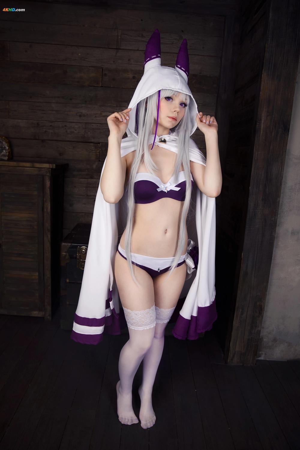 《Caticornplay – Emilia[91MB-42photos]》图集预览