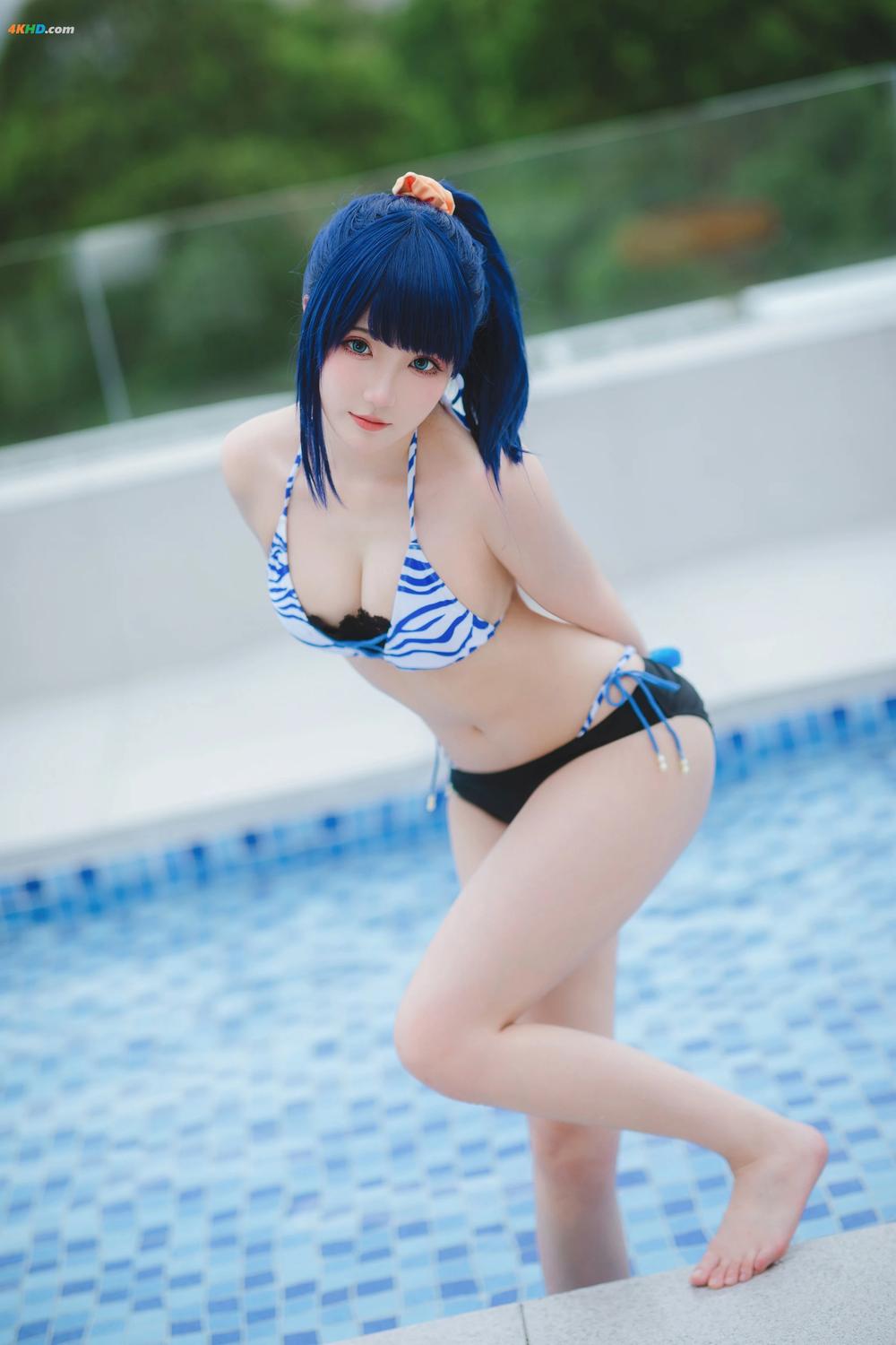 《瓜希酱 & Momoko葵葵 – 电光超人古利特 宝多六花&新条茜 泳装[384MB-55photos]》图集预览