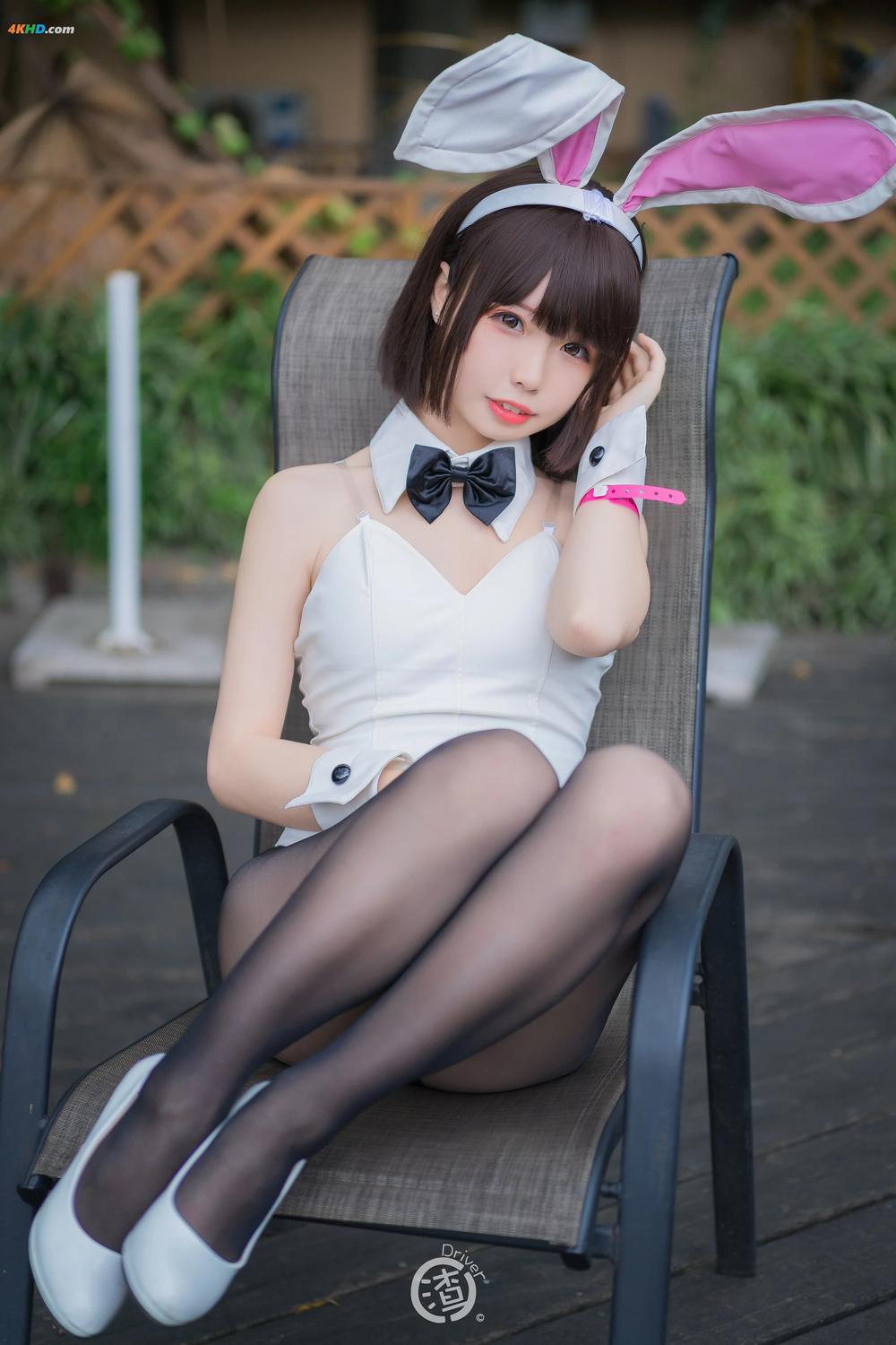 《十万珍吱伏特 – 兔女郎[106MB-11photos]》图集预览