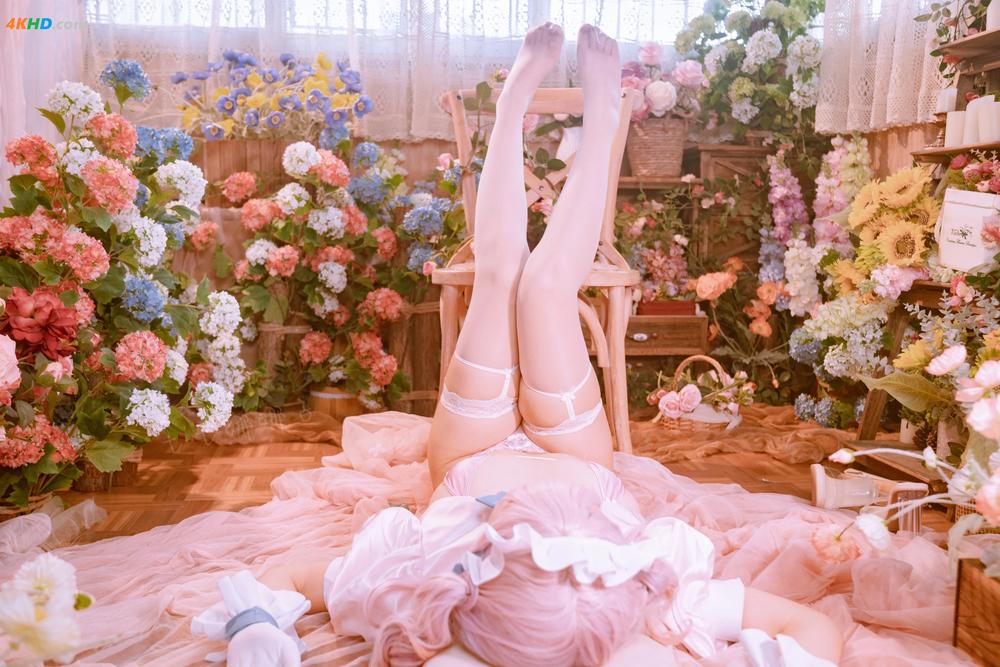 《七七娜娜子 – 普利茅斯女仆[196MB-39photos]》图集预览