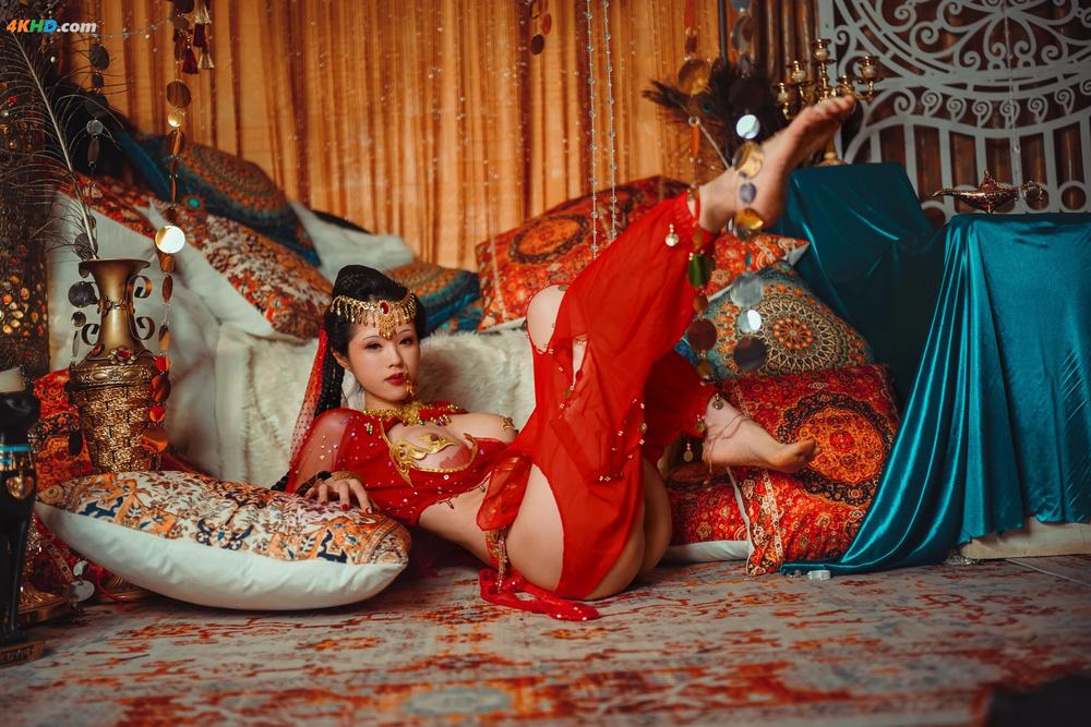 《钛合金TiTi – 塞上红鸾[1688MB-52photos]》图集预览