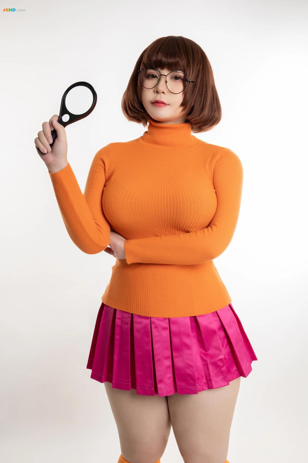 《Uy Uy – Velma Dinkley[424MB-43photos]》图集预览