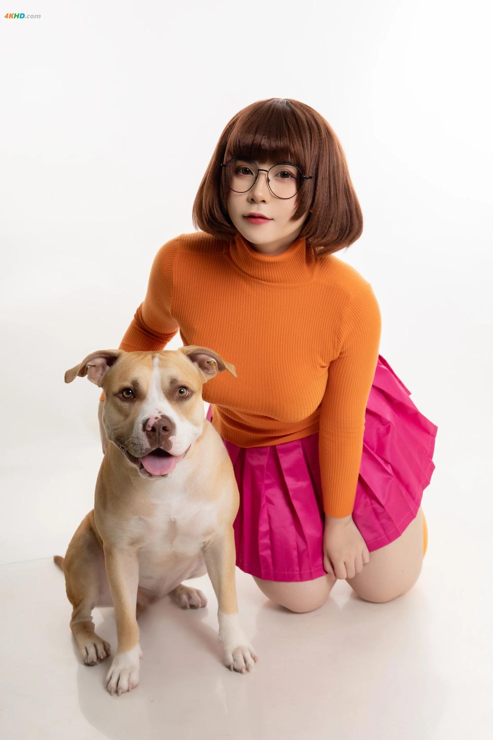 《Uy Uy – Velma Dinkley[424MB-43photos]》图集预览