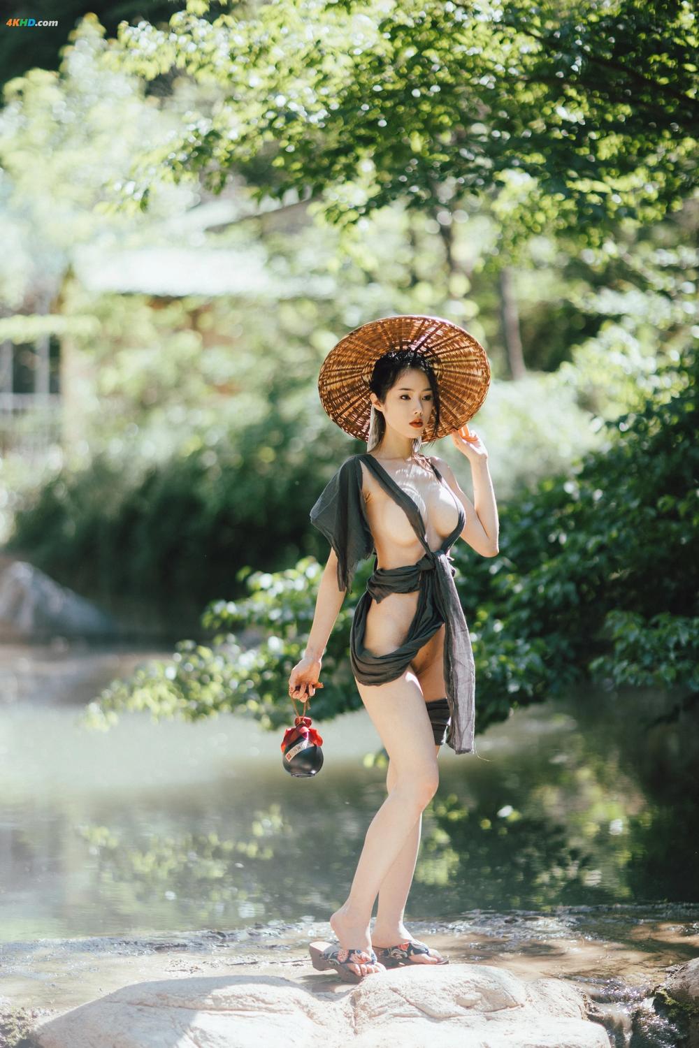 《钛合金TiTi – 山间[734MB-100photos]》图集预览