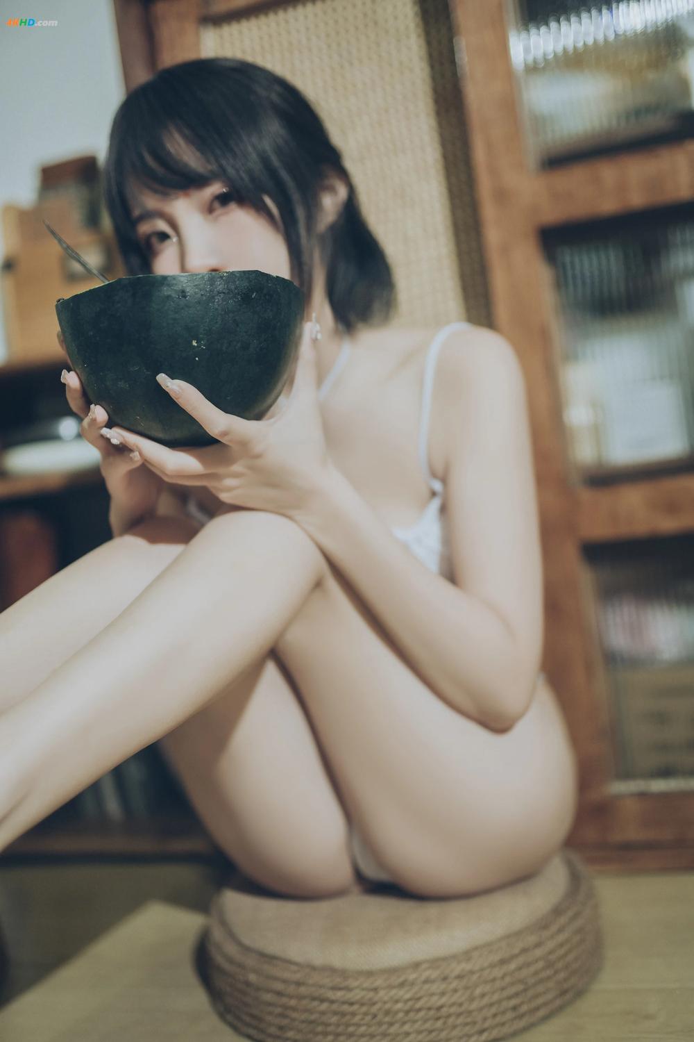 《二佐 – 夏日甜蜜[1028MB-50photos]》图集预览