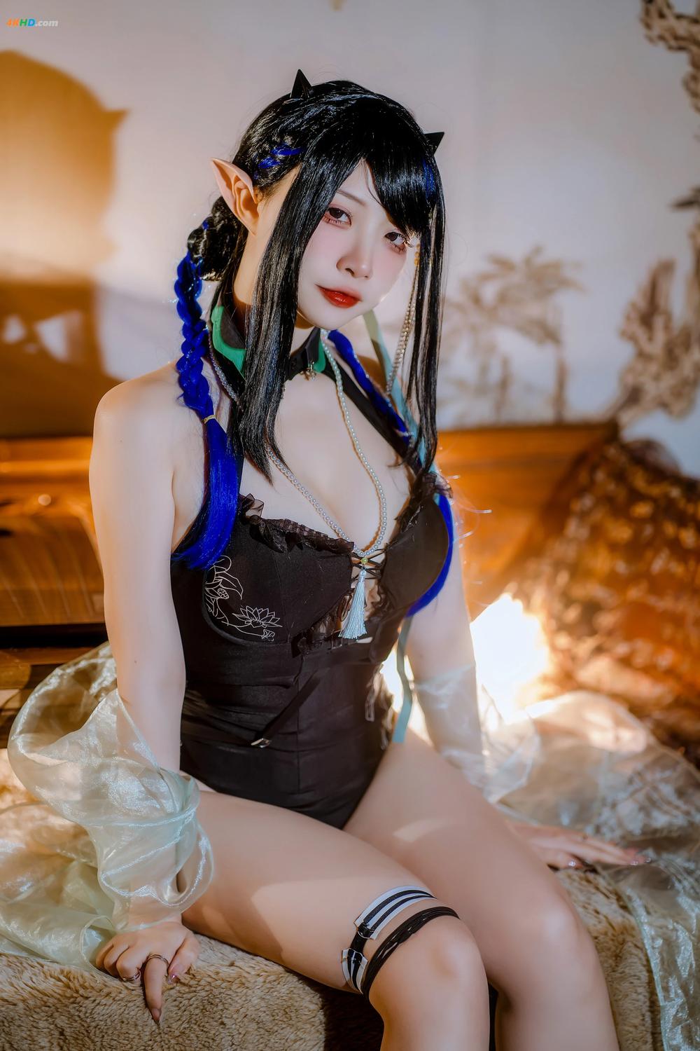 《二佐Nisa – 夜半泳装[482MB-32photos]》图集预览