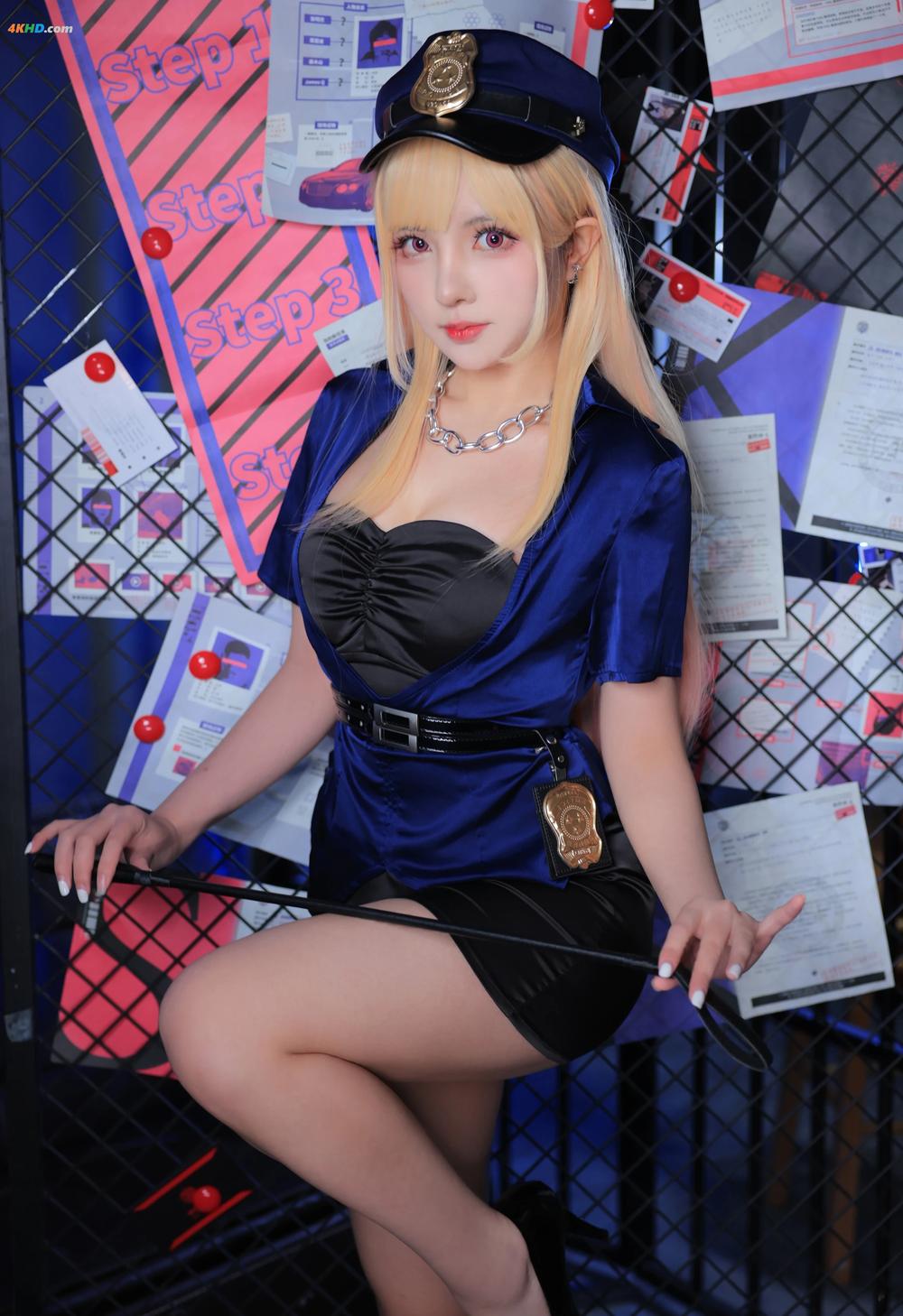 《杏仁曲奇 – 喜多川海梦 女警[93MB-14photos]》图集预览