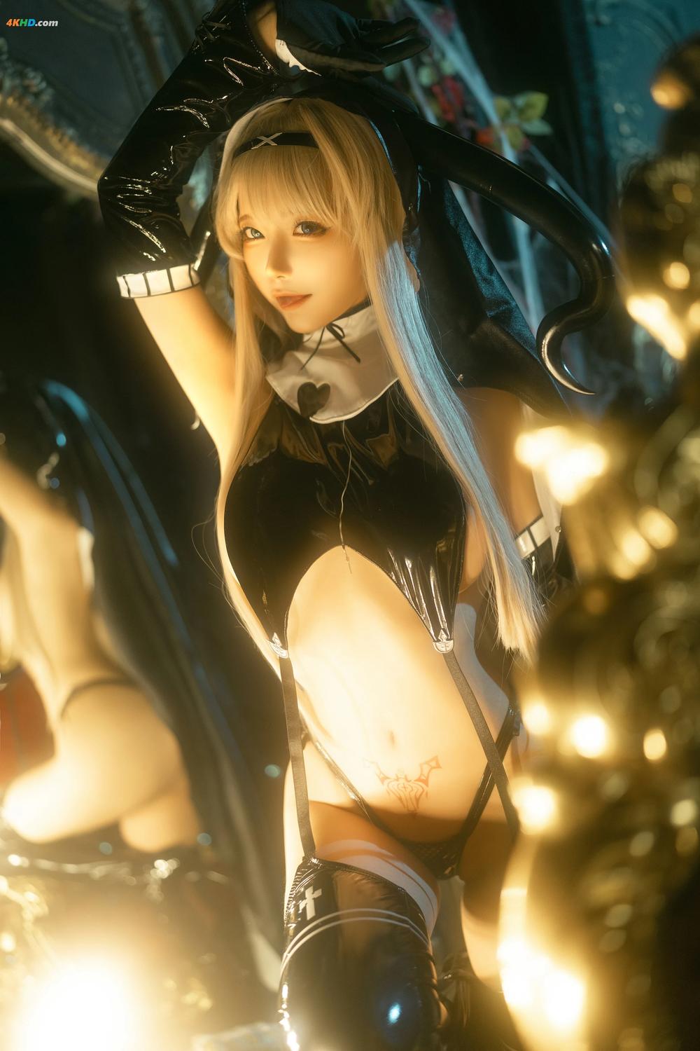 《蠢沫沫 – 修女[95MB-12photos]》图集预览