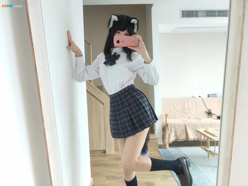 《NAGISA魔物喵 – かわいい転校生[104MB-26photos]》图集预览