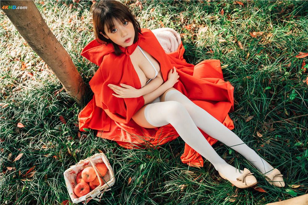 《(Cosplay) 奈汐酱Nice 自撮り – Red Riding Hood[361MB-31photos]》图集预览