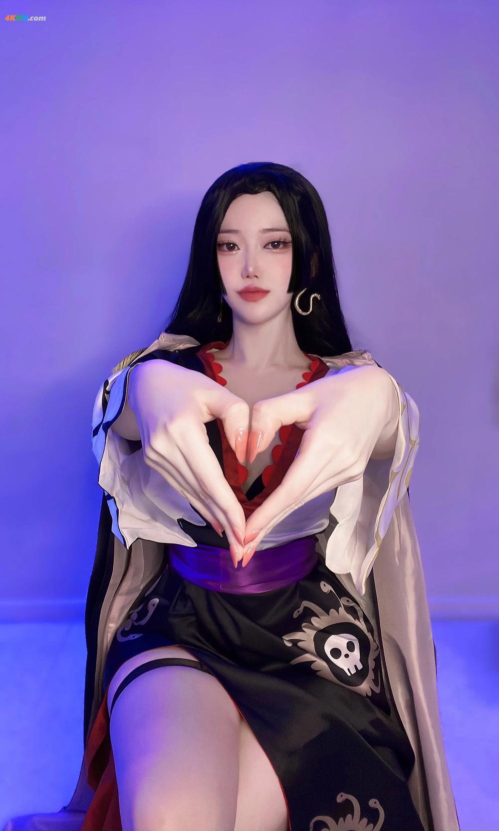 《Evawish – Boa Hancock[21MB-11photos]》图集预览