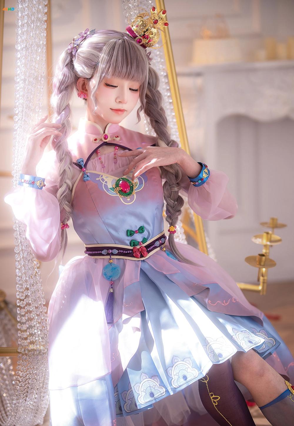 《Kitaro_绮太郎 – 甜皇后[174MB-18photos]》图集预览