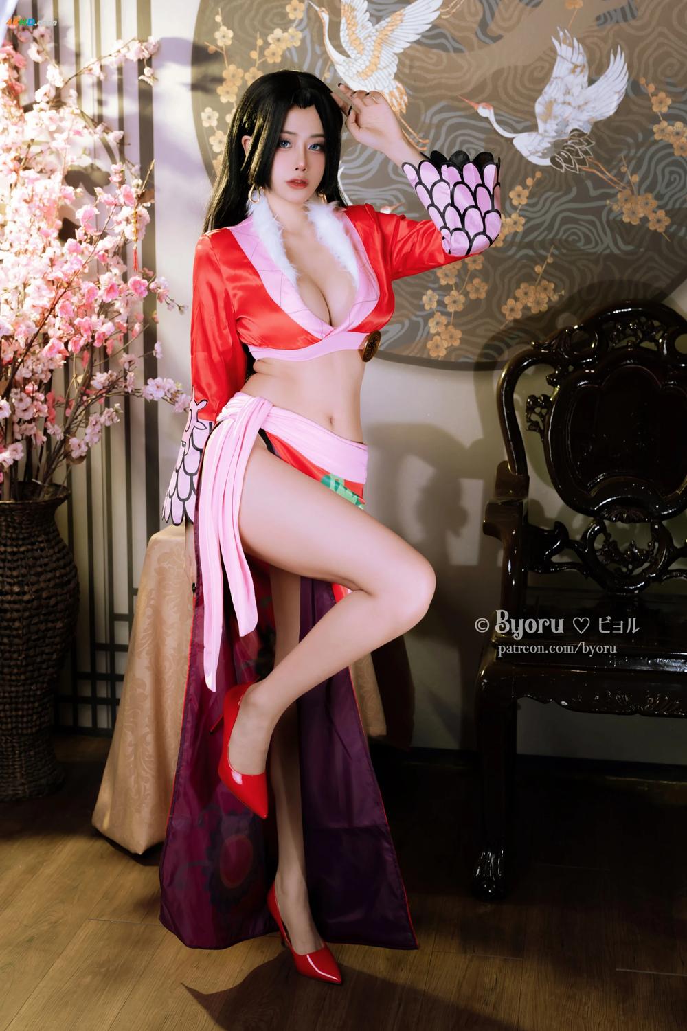 《Byoru – Boa Hancock[83MB-30photos]》图集预览