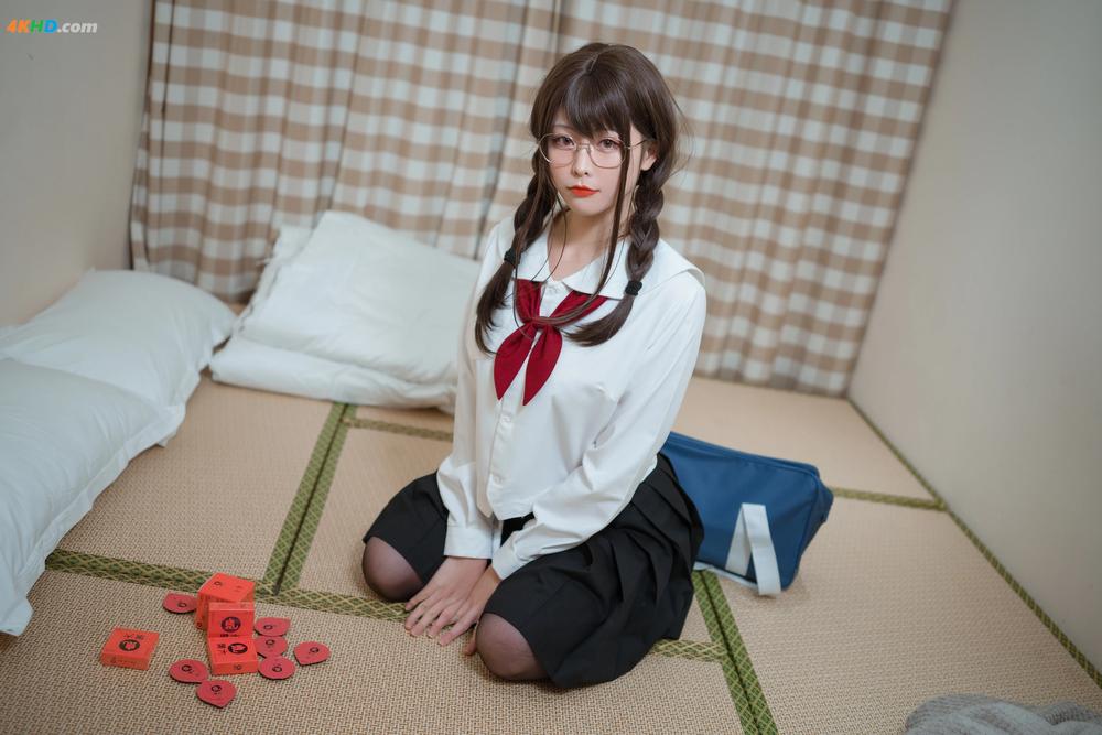 《樱岛嗷一 NO.005 – 大象推广JK[226MB-24photos]》图集预览