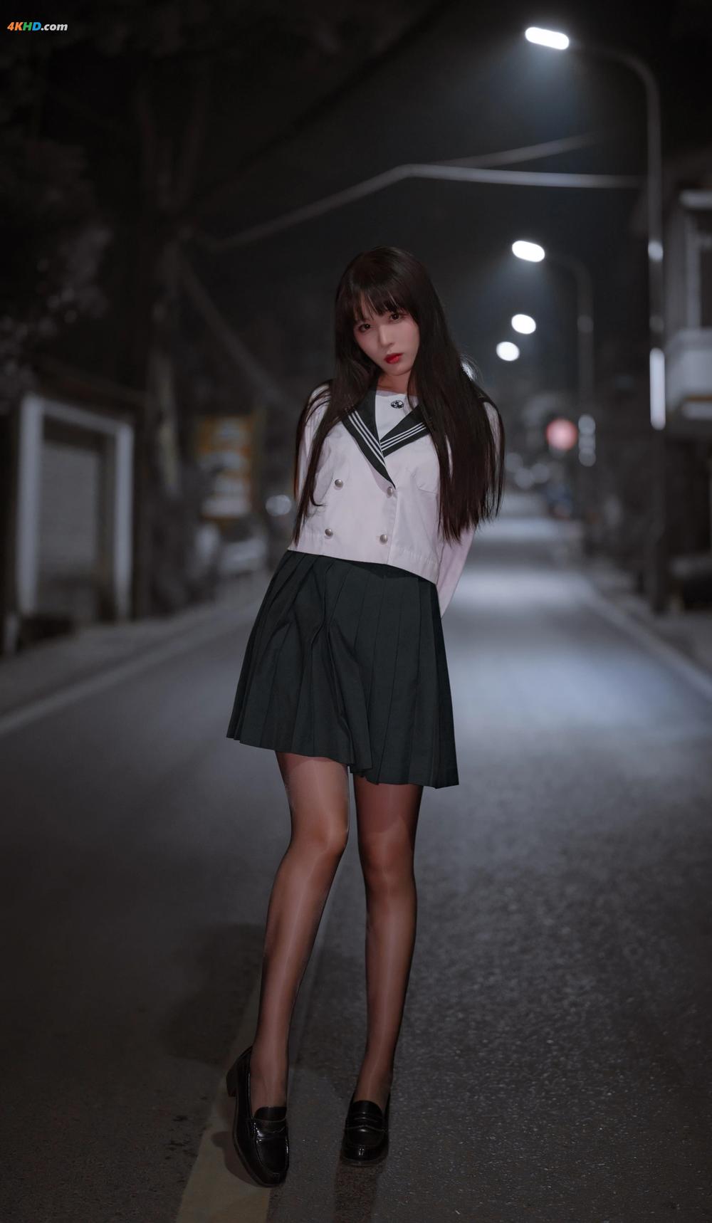 《轩萧学姐 – 公路JK[158MB-57photos]》图集预览