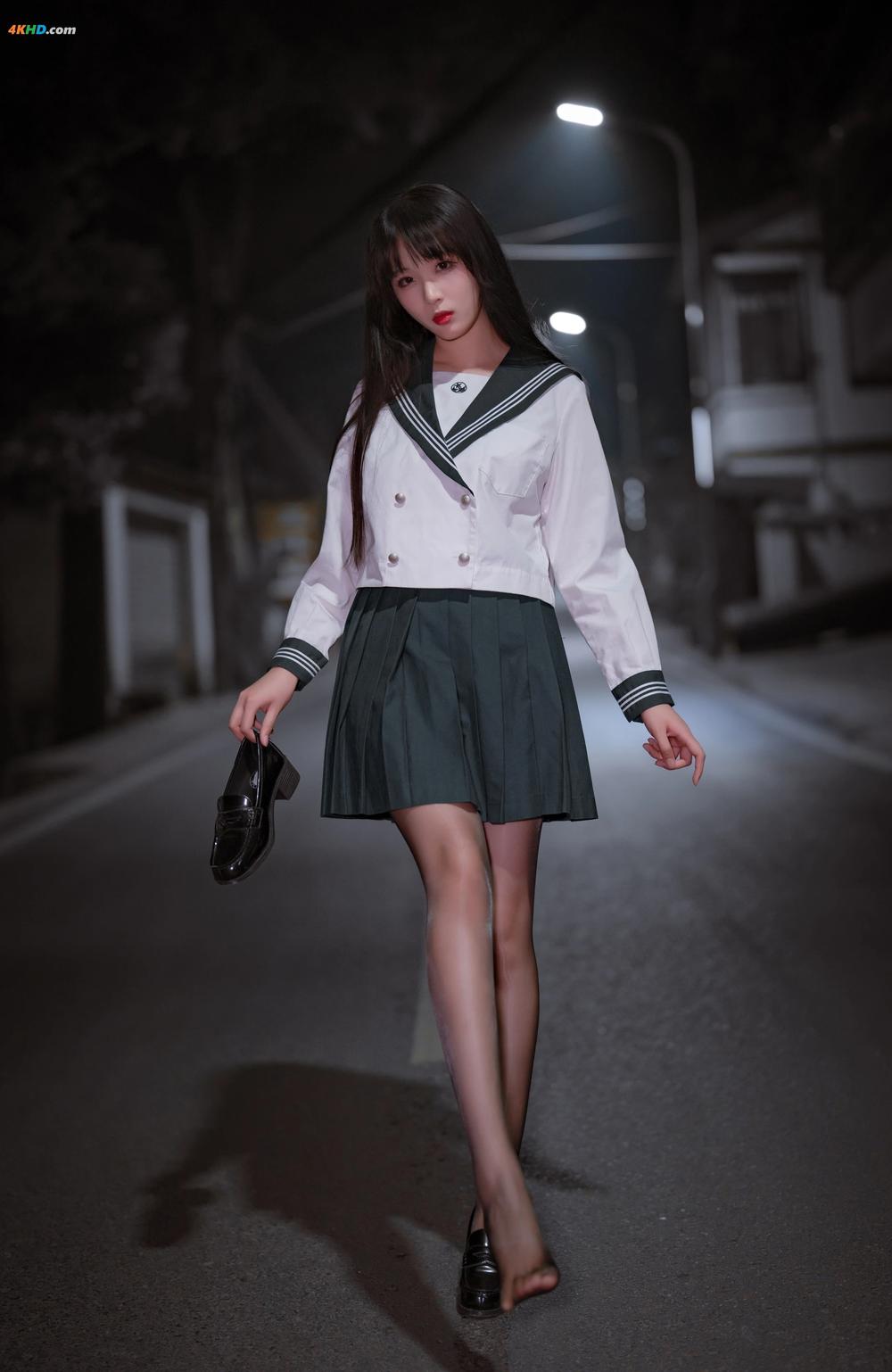 《轩萧学姐 – 公路JK[158MB-57photos]》图集预览