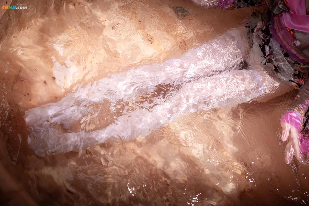 《面饼仙儿 No.029 出水芙蓉[184MB-18photos]》图集预览