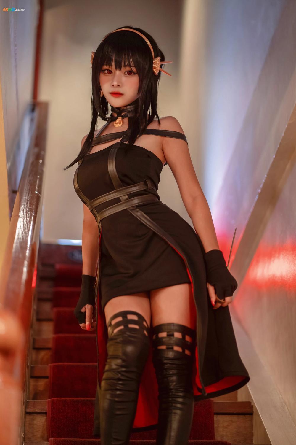 《Mingmihoo – Yor[62MB-15photos]》图集预览