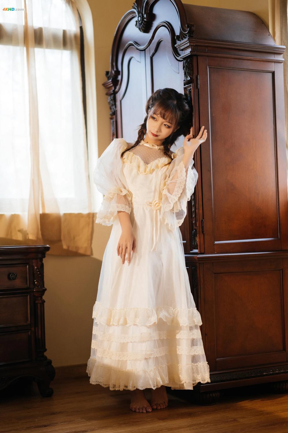 《蠢沫沫 – 古着[512MB-28photos]》图集预览